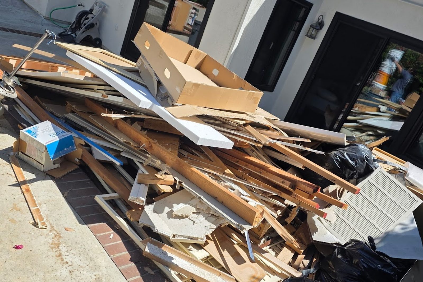 Professional Post-Renovation Debris Hauling service by Dump It Dude Junk Solutions in Fullerton, California - licensed and insured junk removal contractor